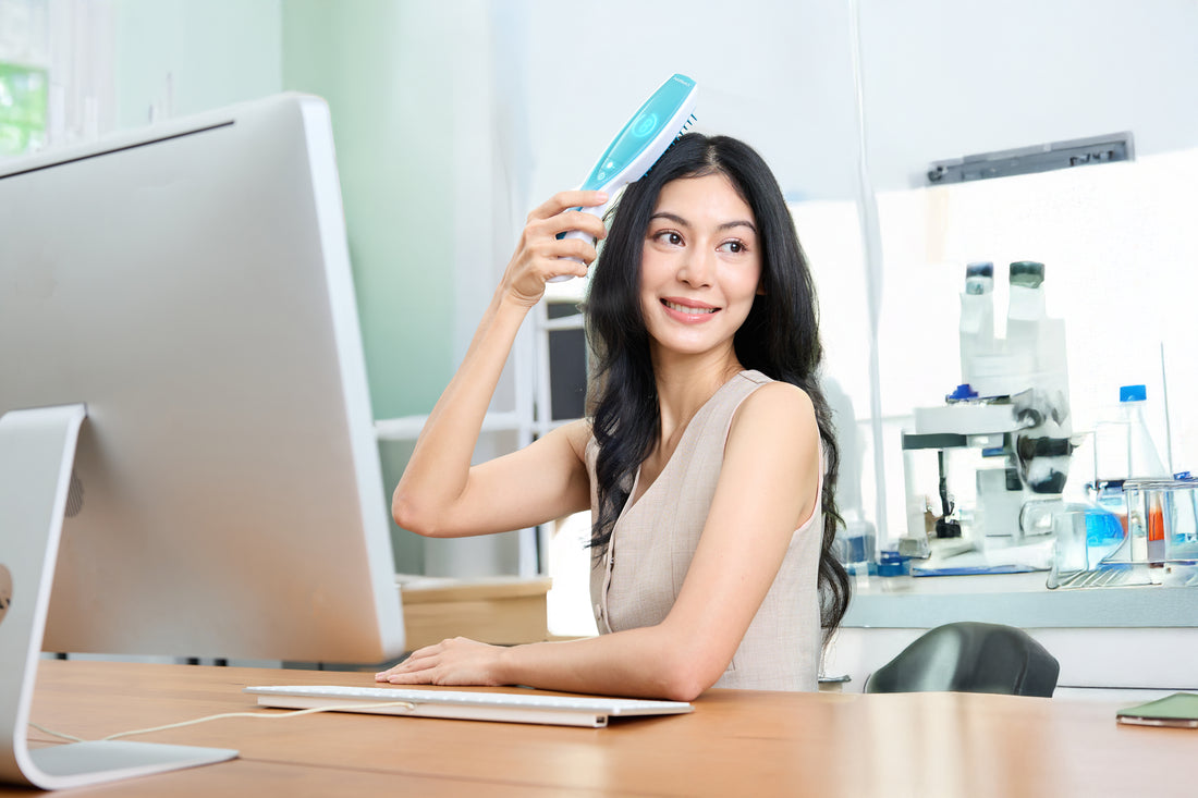 Hairmax Ultima 12 Classic LaserComb